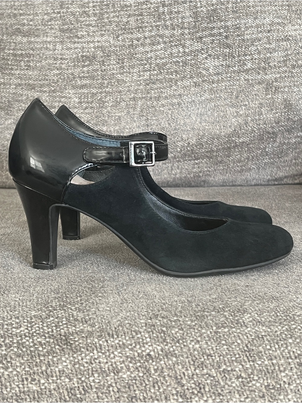 Giani Bernini Black Suede & Patent Leather Ankle Strap Pumps High Heel Shoes 6.5